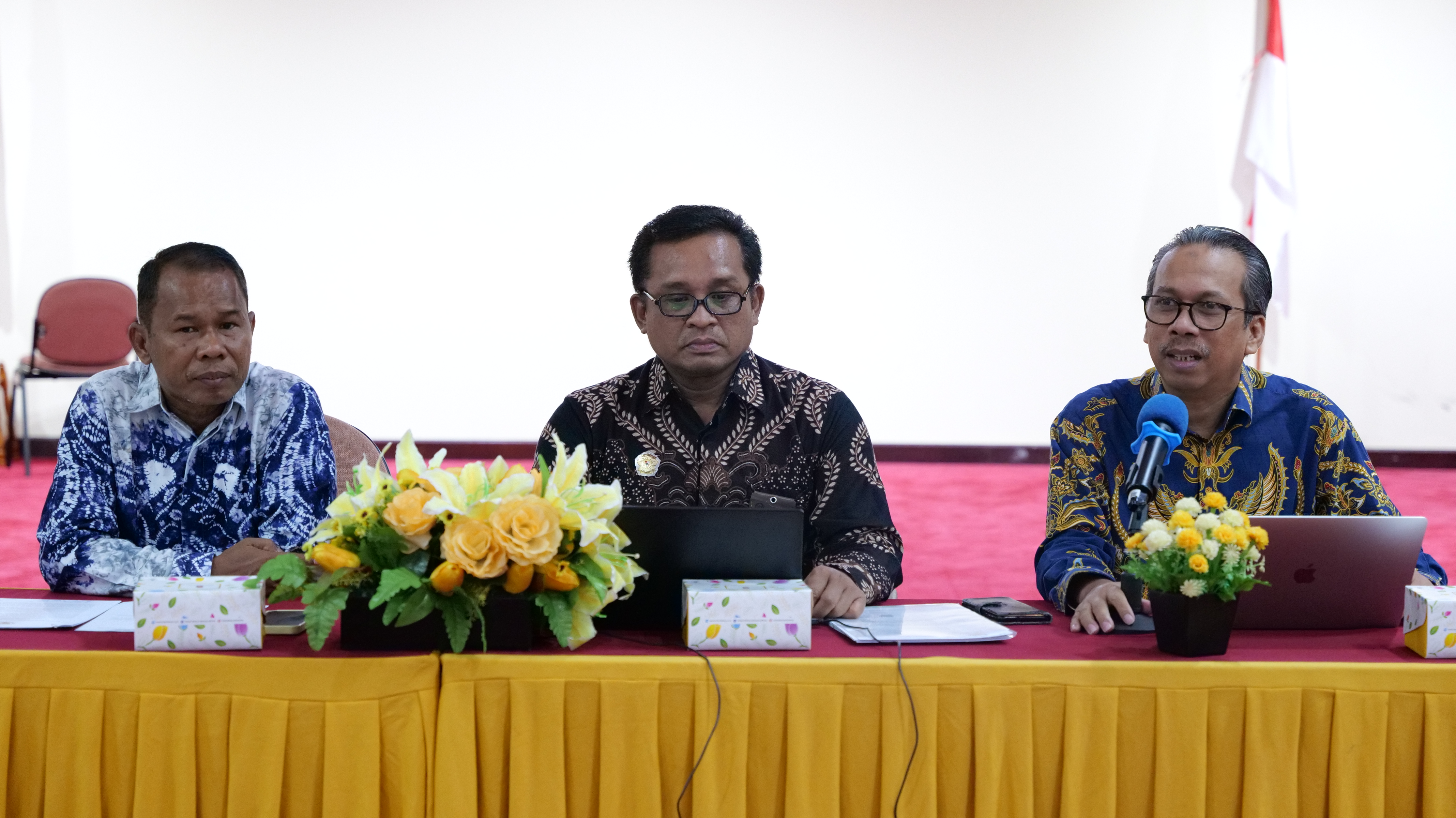 Badan Pengawas Tenaga Nuklir - Audiensi BAPETEN dengan Ketua DPRD Kabupaten Bangka Tengah Terkait Konsultasi dan Koordinasi Persetujuan Evaluasi Tapak PLTN di Pulau Kelasa, Bangka Tengah