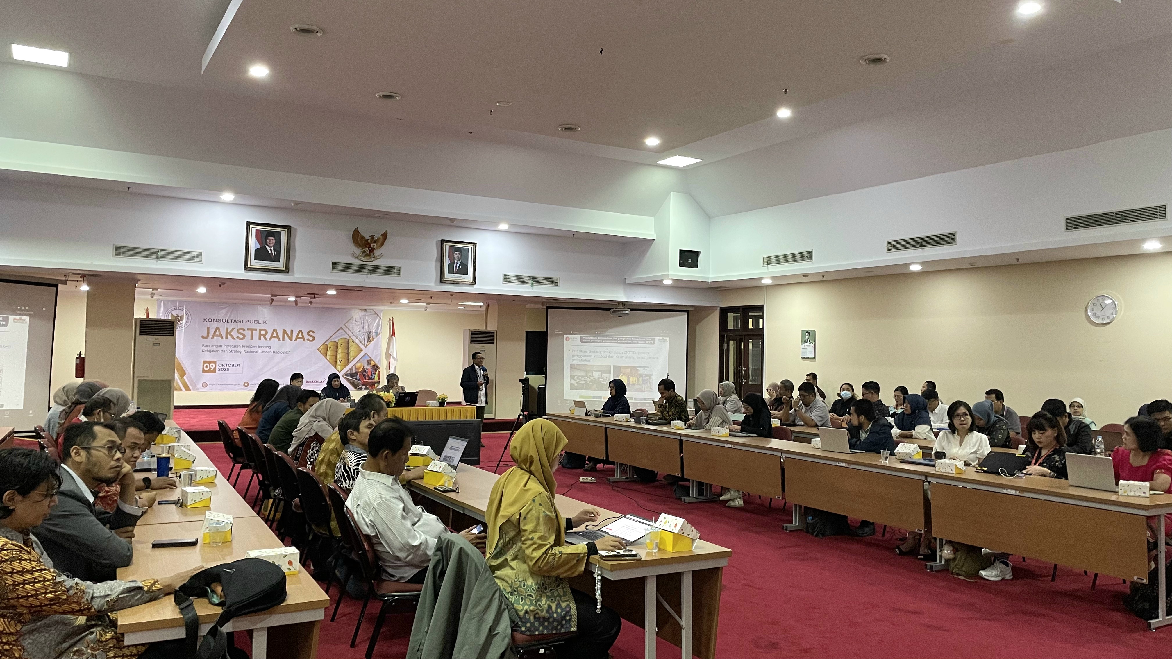 Nuclear Energy Regulatory Agency – BAPETEN Holds Public Consultation on the Draft Presidential Regulation of the Republic of Indonesia Concerning the National Policy and Strategy for the Management of Radioactive Waste and Spent Nuclear Fuel