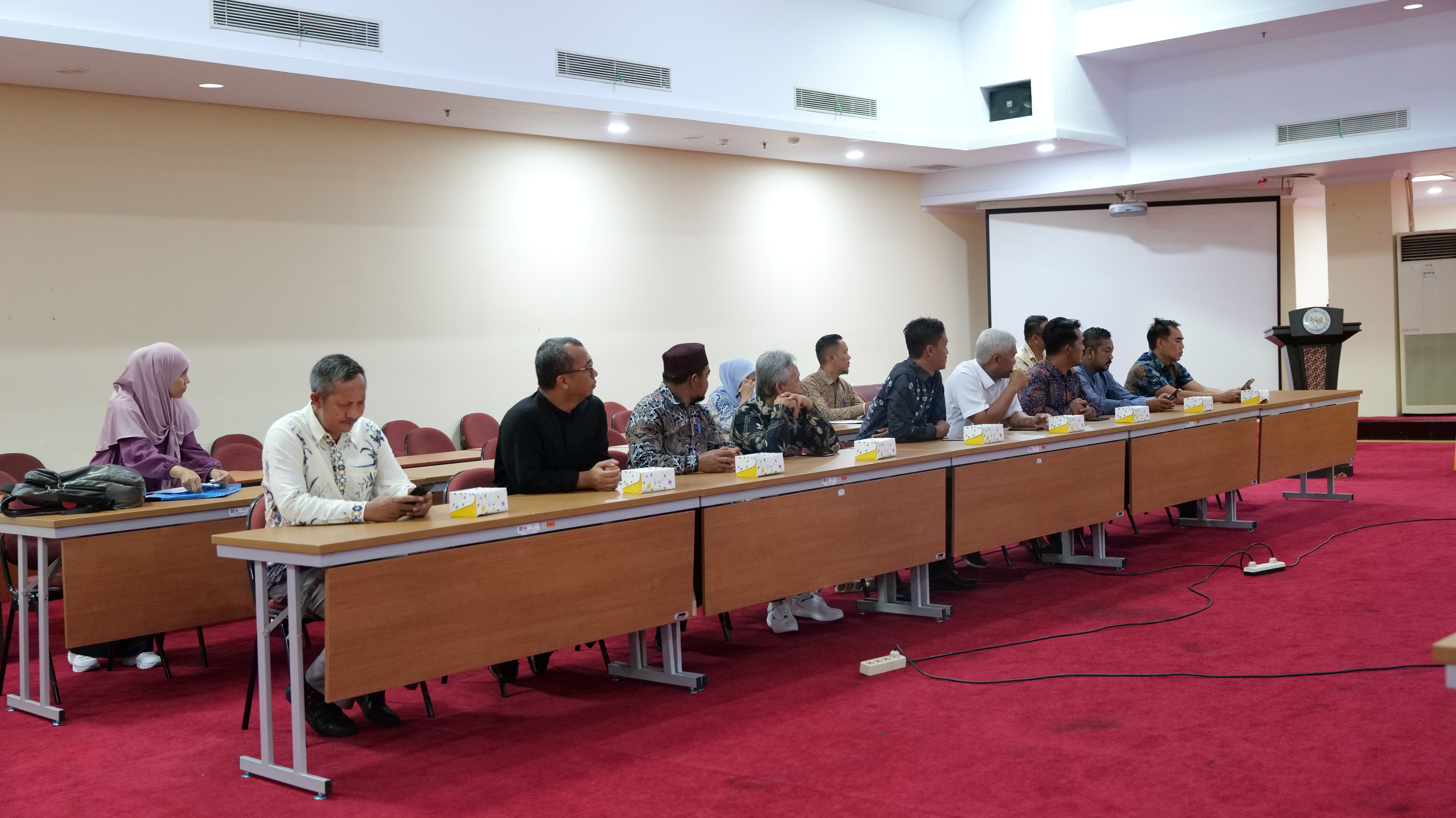 Badan Pengawas Tenaga Nuklir - Audiensi BAPETEN dengan Ketua DPRD Kabupaten Bangka Tengah Terkait Konsultasi dan Koordinasi Persetujuan Evaluasi Tapak PLTN di Pulau Kelasa, Bangka Tengah