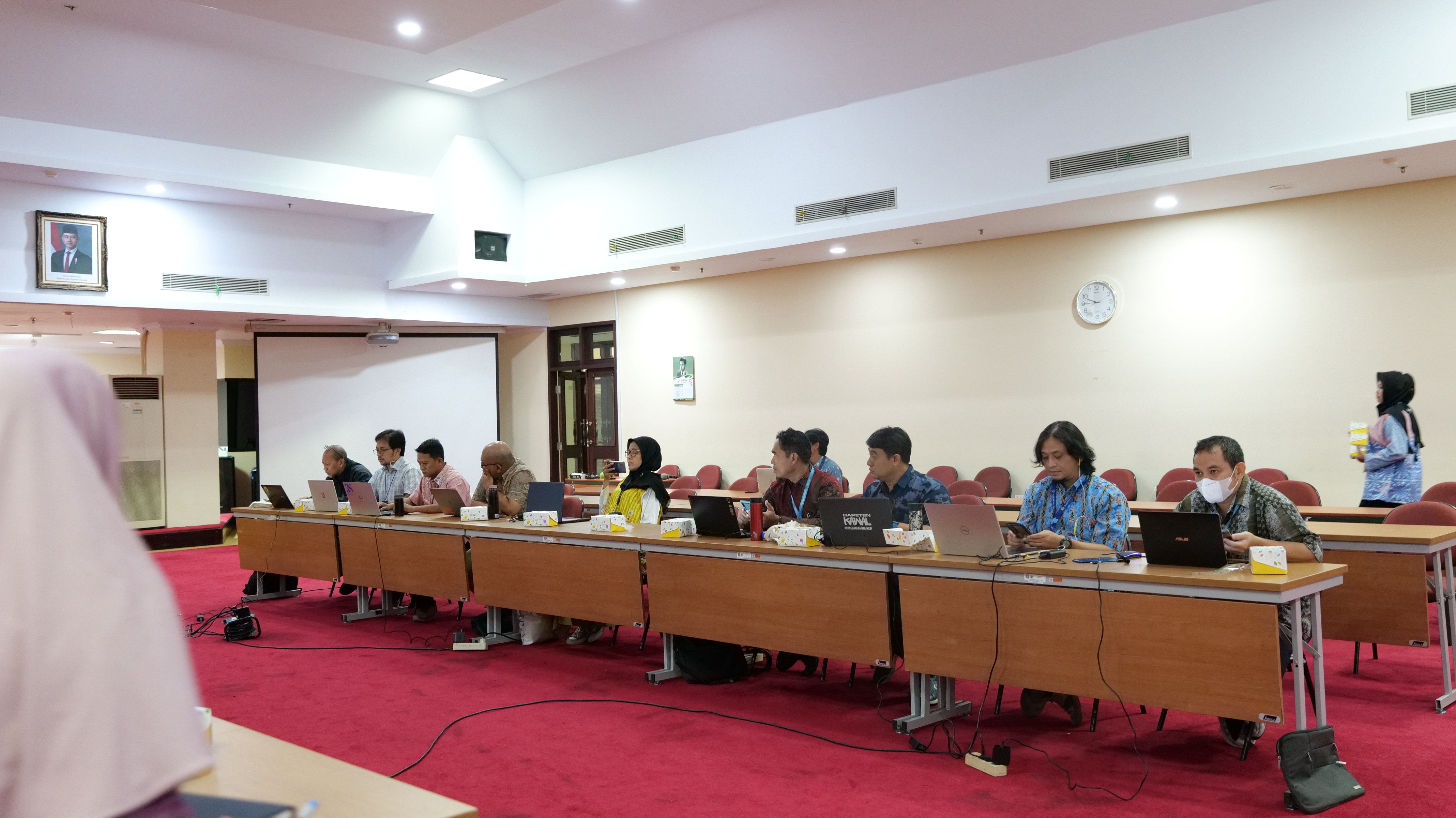 Badan Pengawas Tenaga Nuklir - Audiensi BAPETEN dengan Ketua DPRD Kabupaten Bangka Tengah Terkait Konsultasi dan Koordinasi Persetujuan Evaluasi Tapak PLTN di Pulau Kelasa, Bangka Tengah