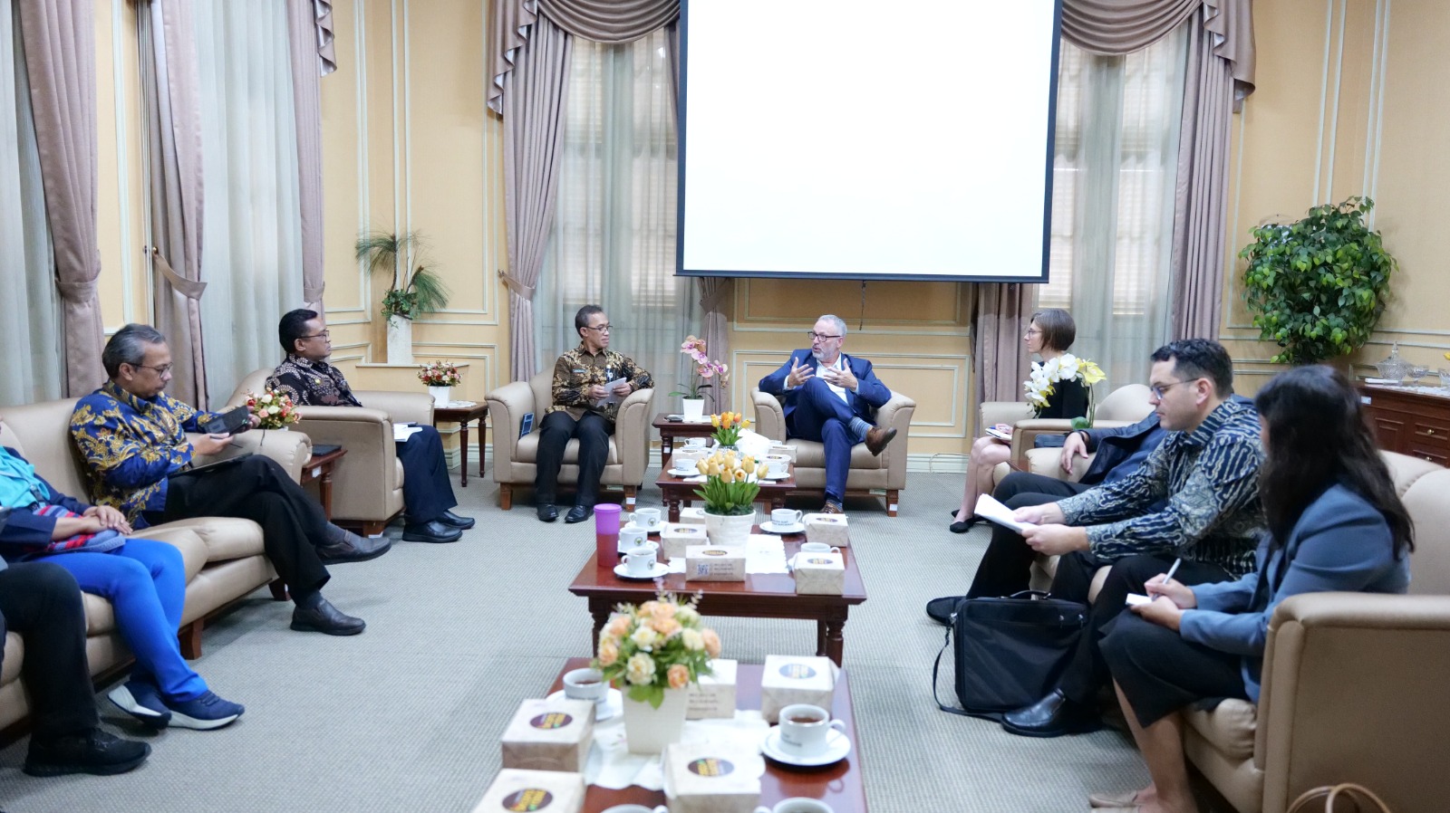 BAPETEN Holds a Courtesy Call with the Ontario Tech University Delegation