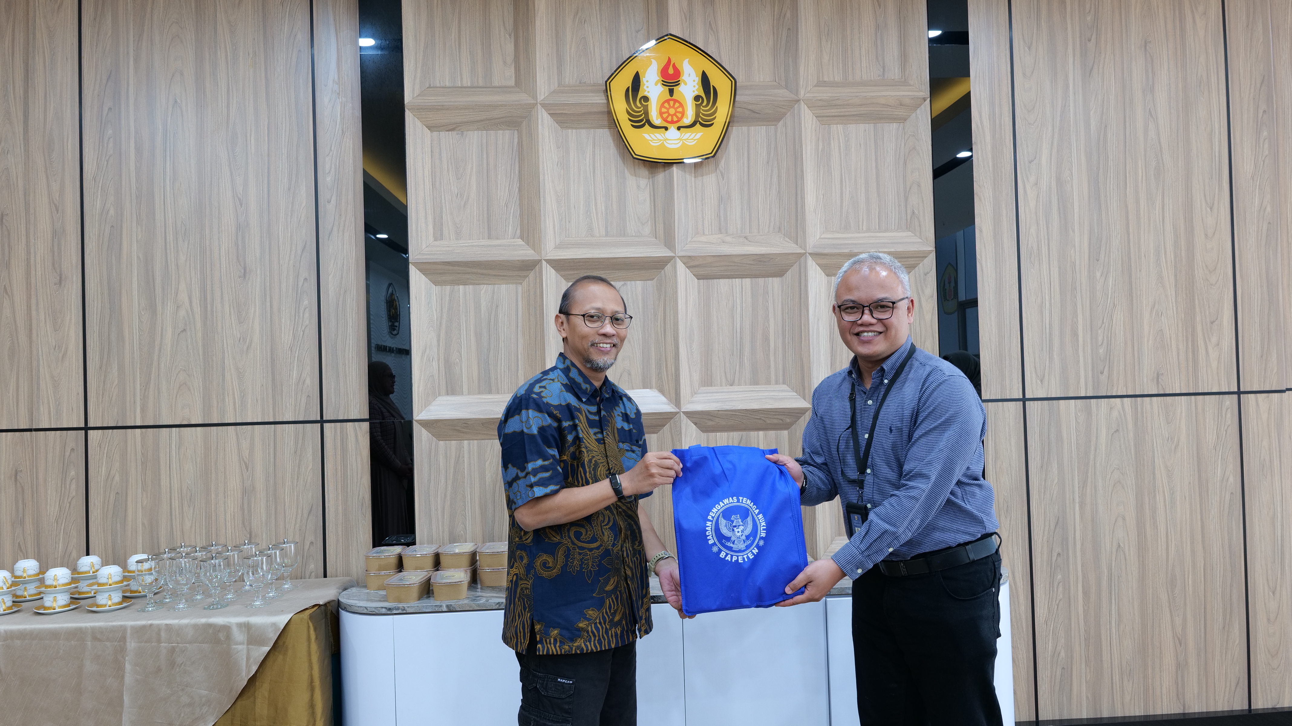 BAPETEN Conducts a Benchmarking Visit on Public Information Management to Universitas Padjadjaran