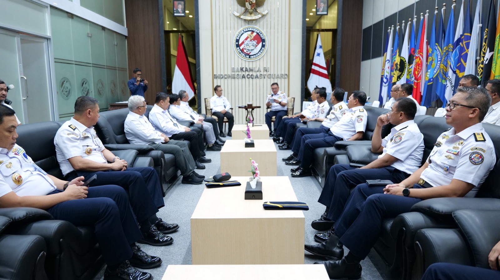 Strengthening the Utilization of State Assets, BAPETEN Hands Over State-Owned Assets to BAKAMLA RI