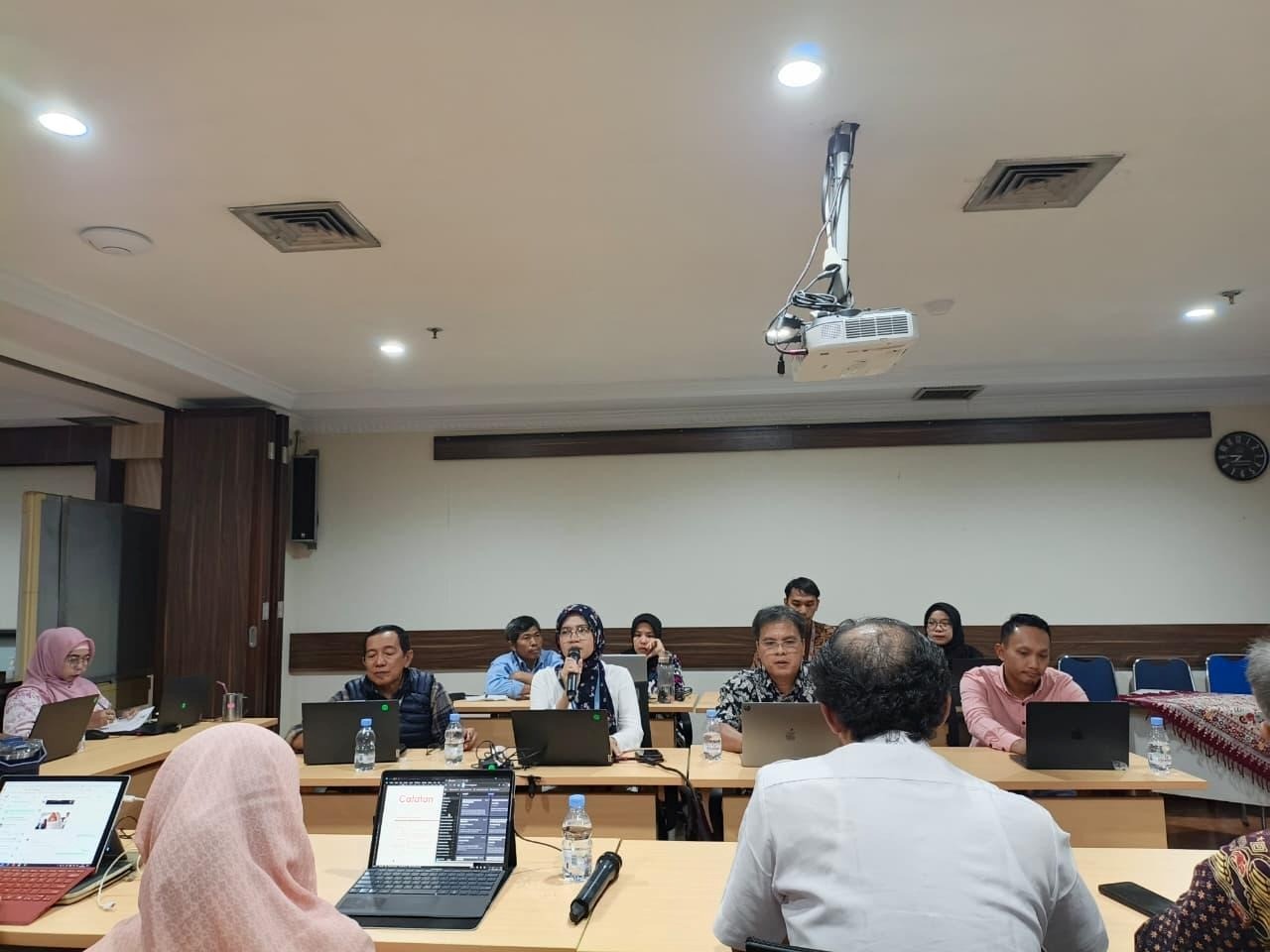 Kunjungan BAPETEN ke Fasilitas Limbah Radioaktif BRIN untuk Penyusunan RPP 