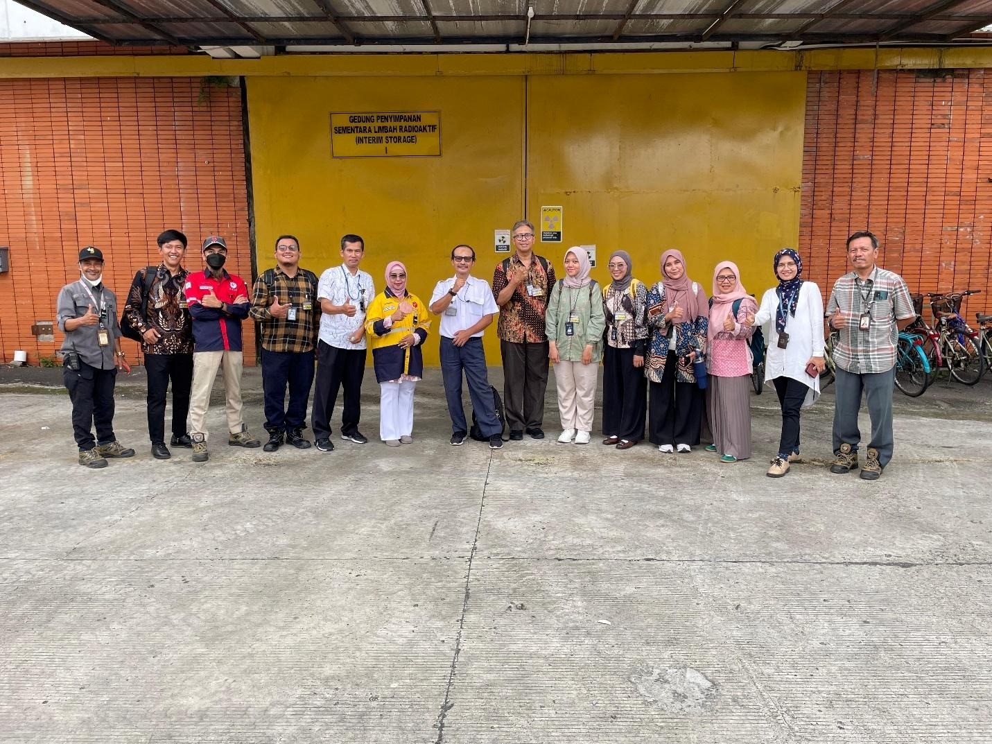 Kunjungan BAPETEN ke Fasilitas Limbah Radioaktif BRIN untuk Penyusunan RPP 
